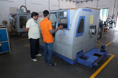 cnc machine course in vadodara|cnc programs in Vadodara.